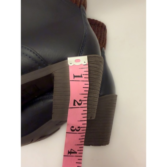 LUKEE by MUK LUKS Womens sz9 Navy Blue Knit Cuff Lace Up Ankle Boots Memory Foam - Picture 7 of 7